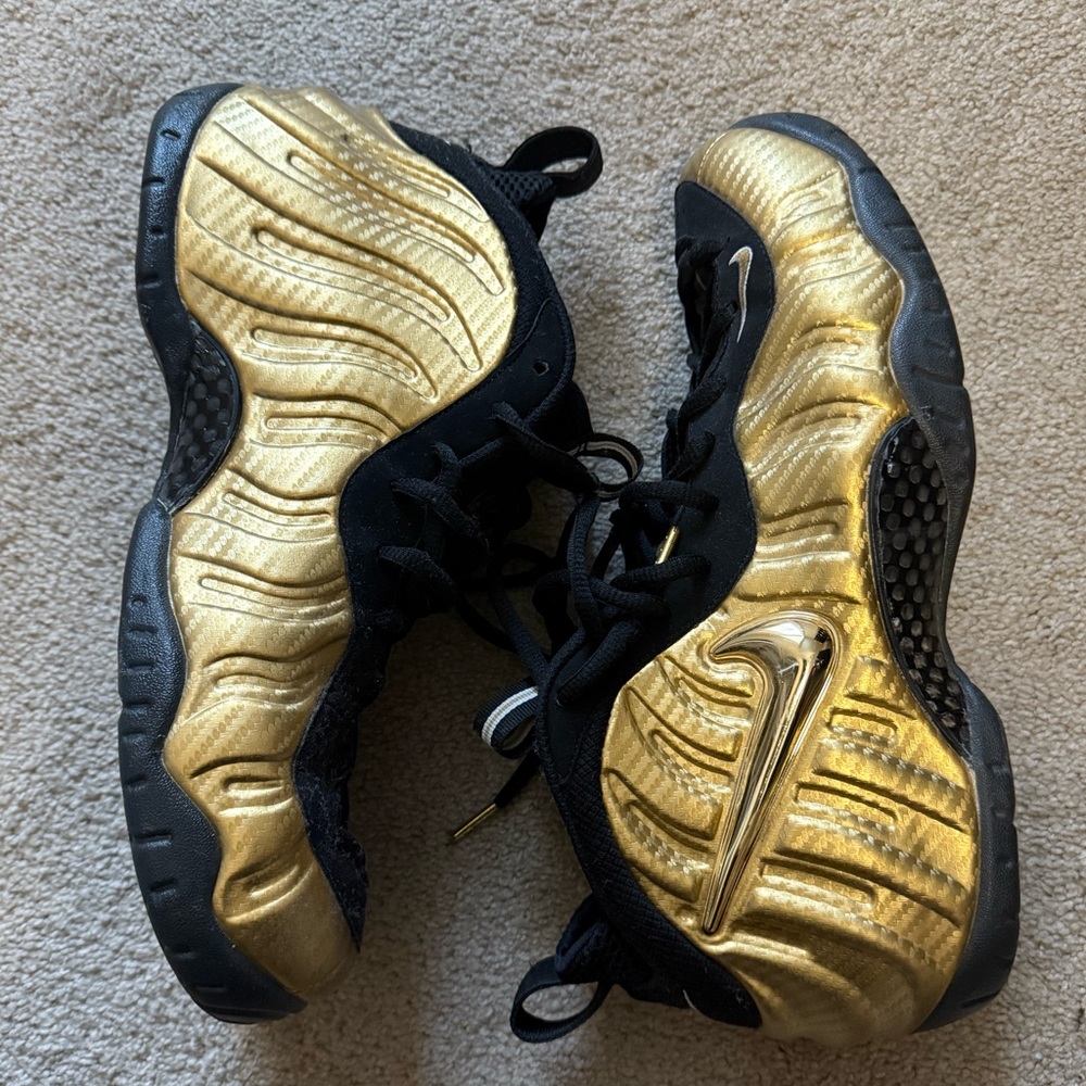 Nike Air Foamposite Pro 'Metallic Gold' size 12